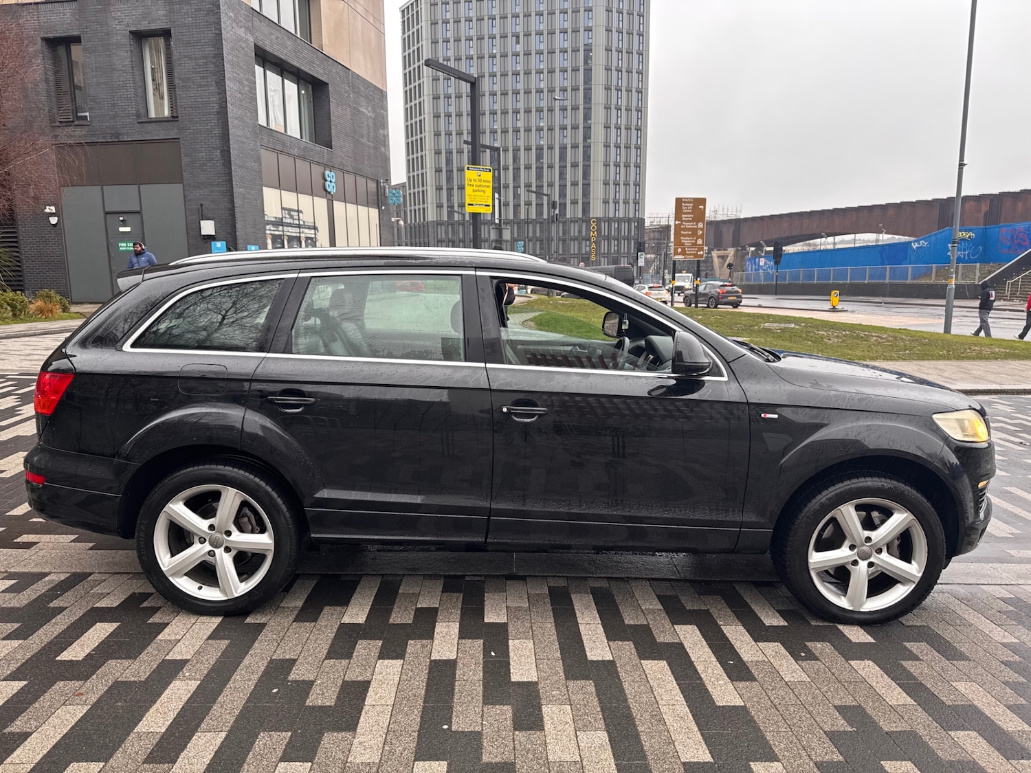 Used Audi Q7 2008 for sale - 77467843: Photo 3