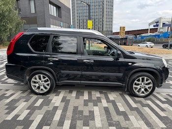 Used Nissan X-Trail 2011 for sale - 79411190: Photo