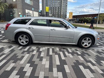 Used Chrysler 300C 2010 for sale - 75836701: Photo