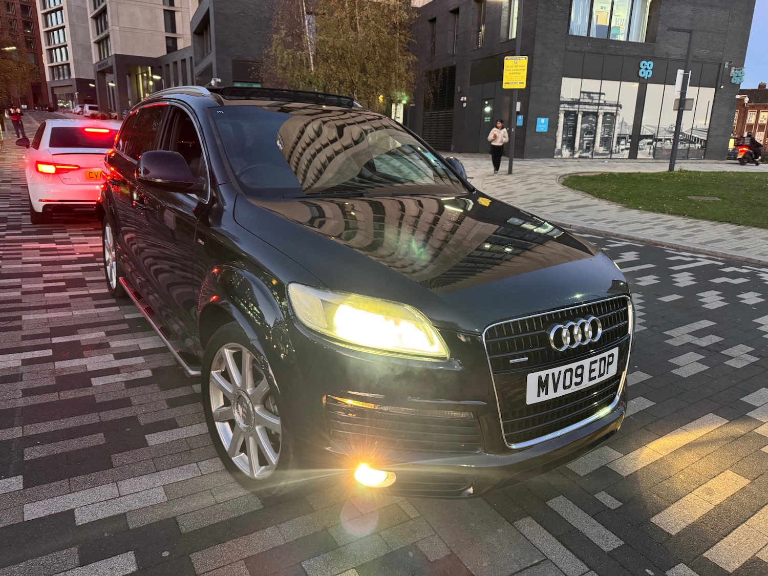 Used Audi Q7 2009 for sale - 76643789: Photo 1