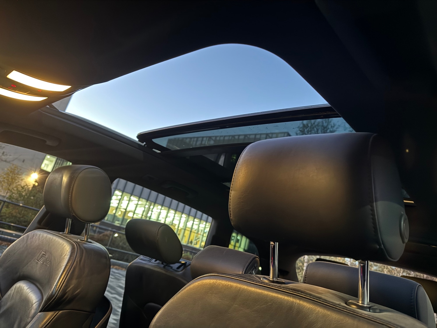 Used Audi Q7 2009 for sale - 76643789: Photo 10