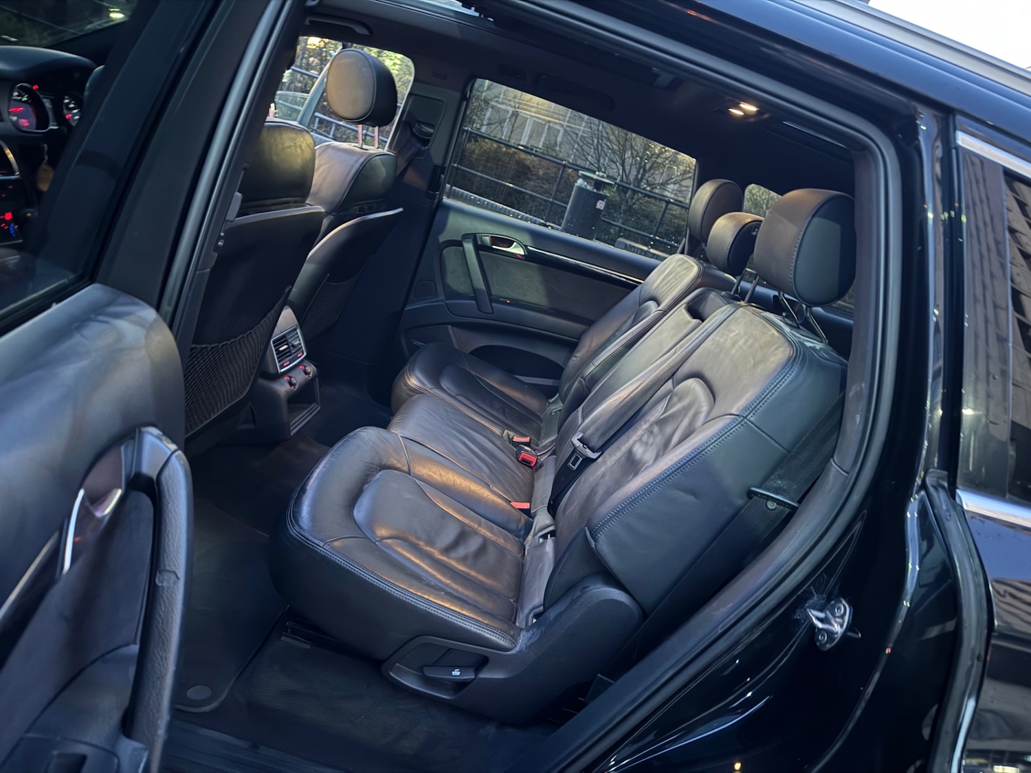 Used Audi Q7 2009 for sale - 76643789: Photo 17