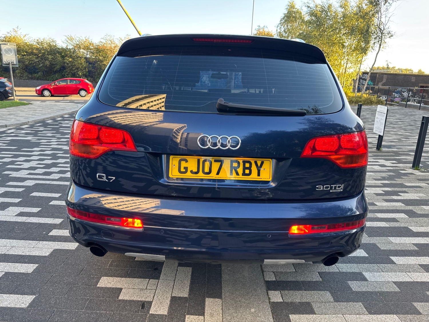 Used Audi Q7 2007 for sale - 76187369: Photo 3