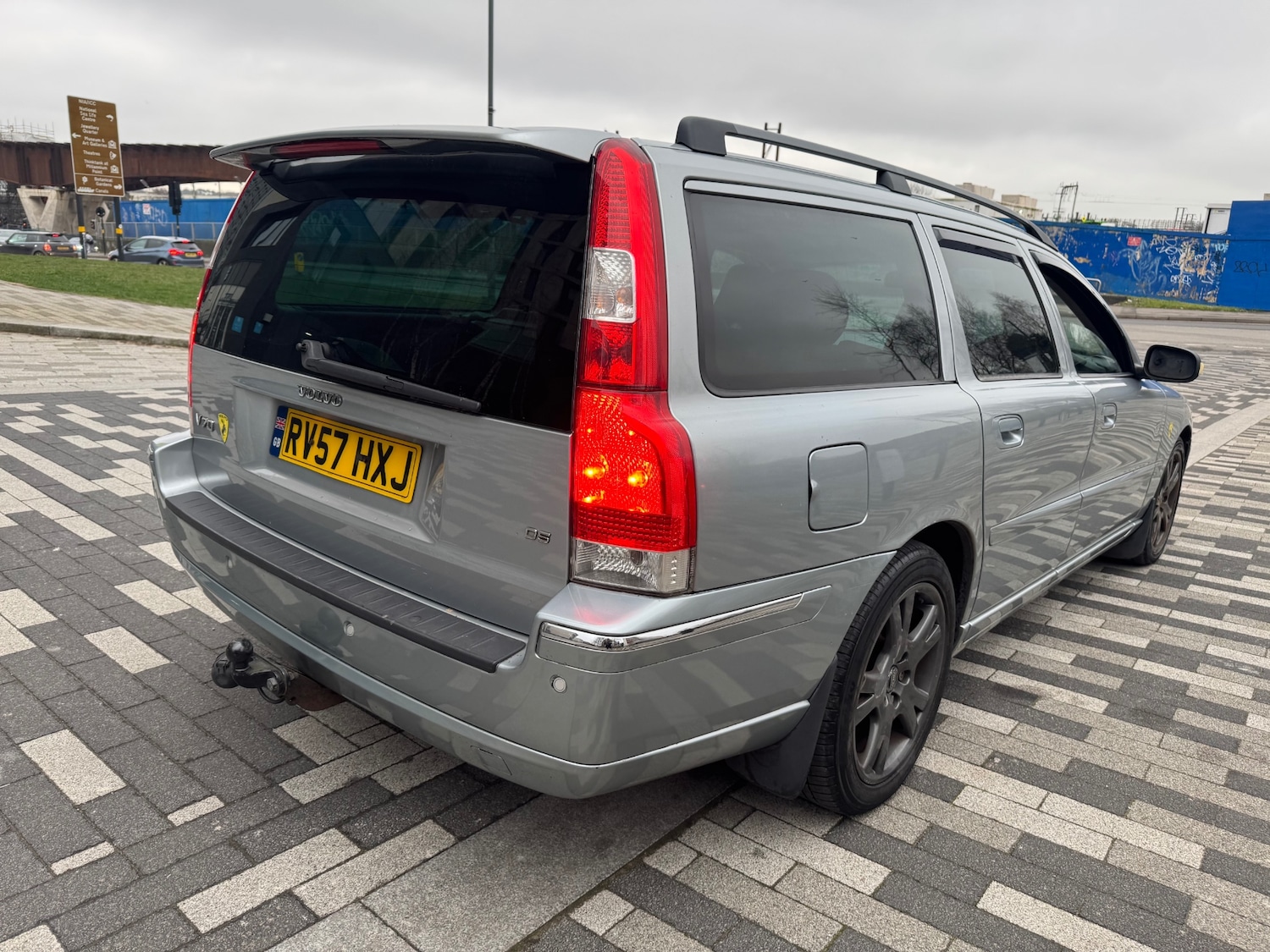 Used Volvo V70 2007 for sale - 77782129: Photo 14