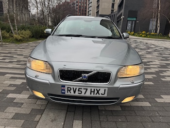 Used Volvo V70 2007 for sale - 77782129: Photo