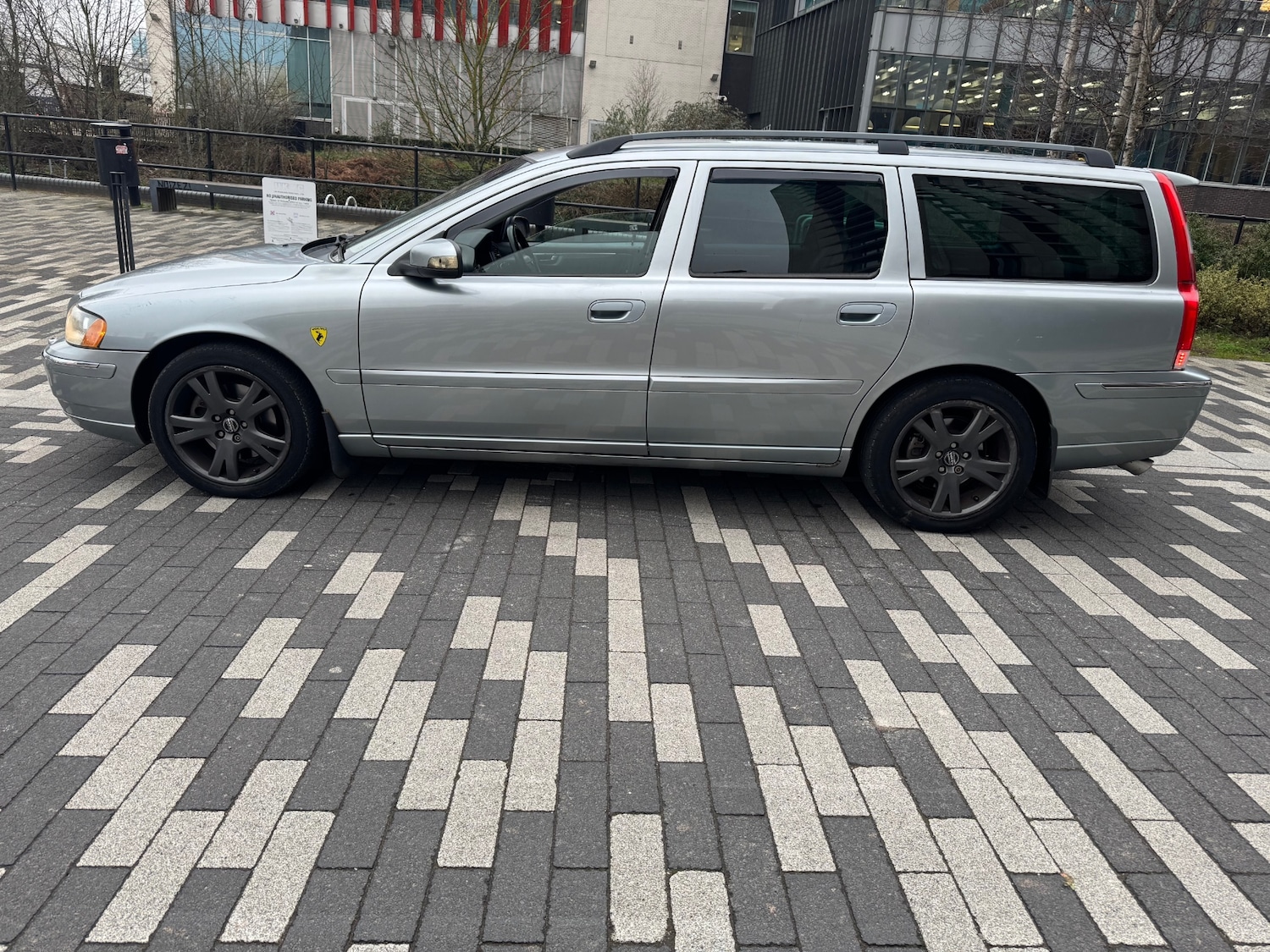 Used Volvo V70 2007 for sale - 77782129: Photo 5