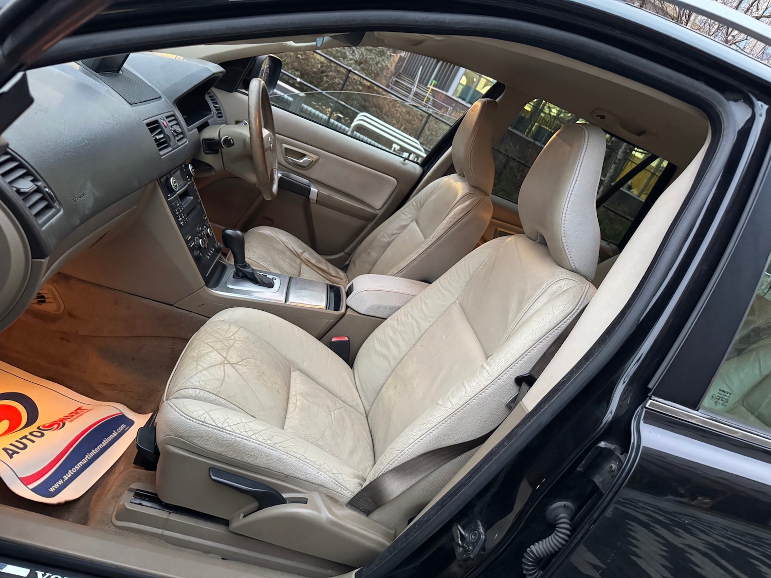 Used Volvo XC90 2011 for sale - 76974808: Photo 6