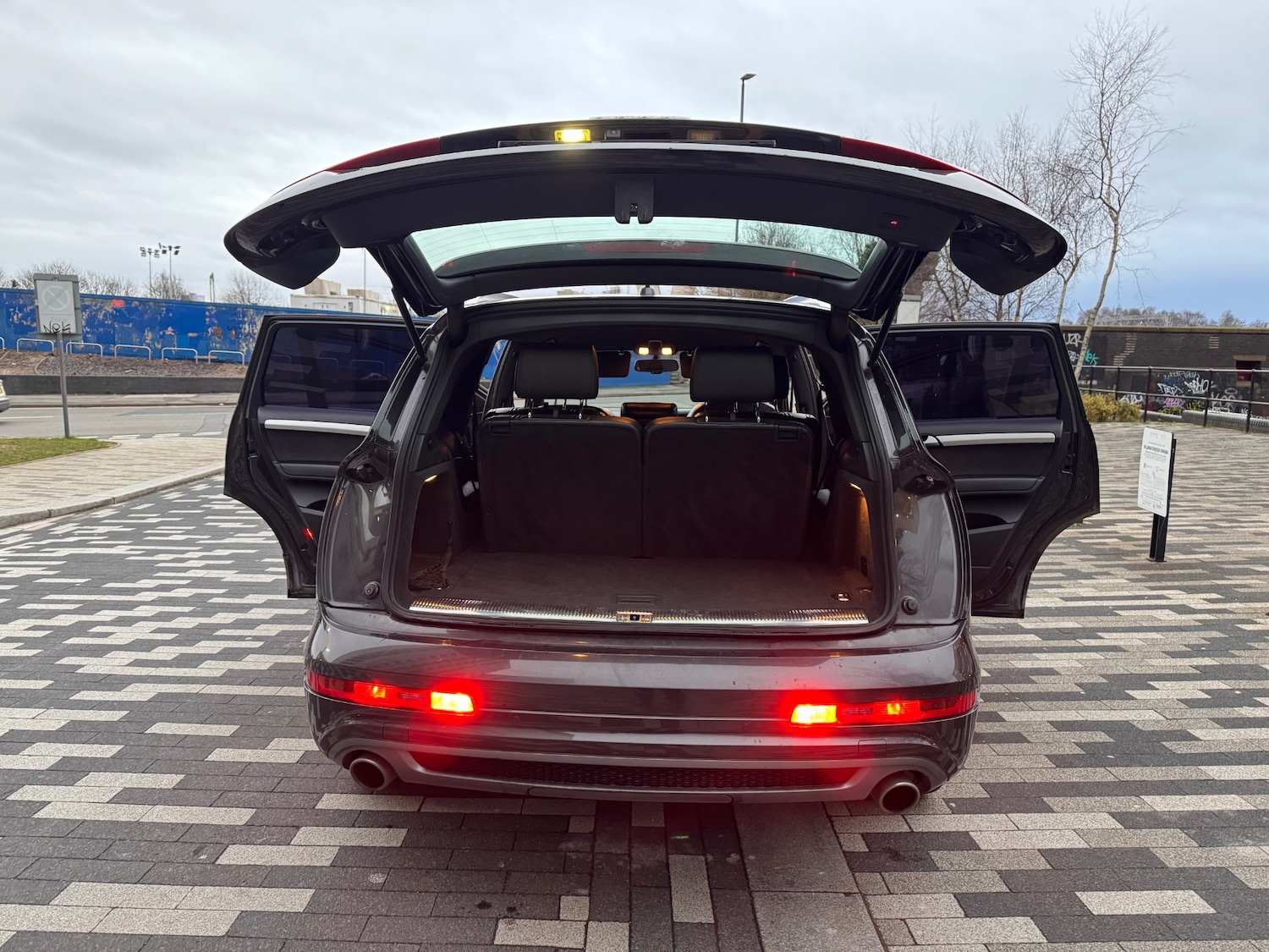 Used Audi Q7 2009 for sale - 77264759: Photo 10