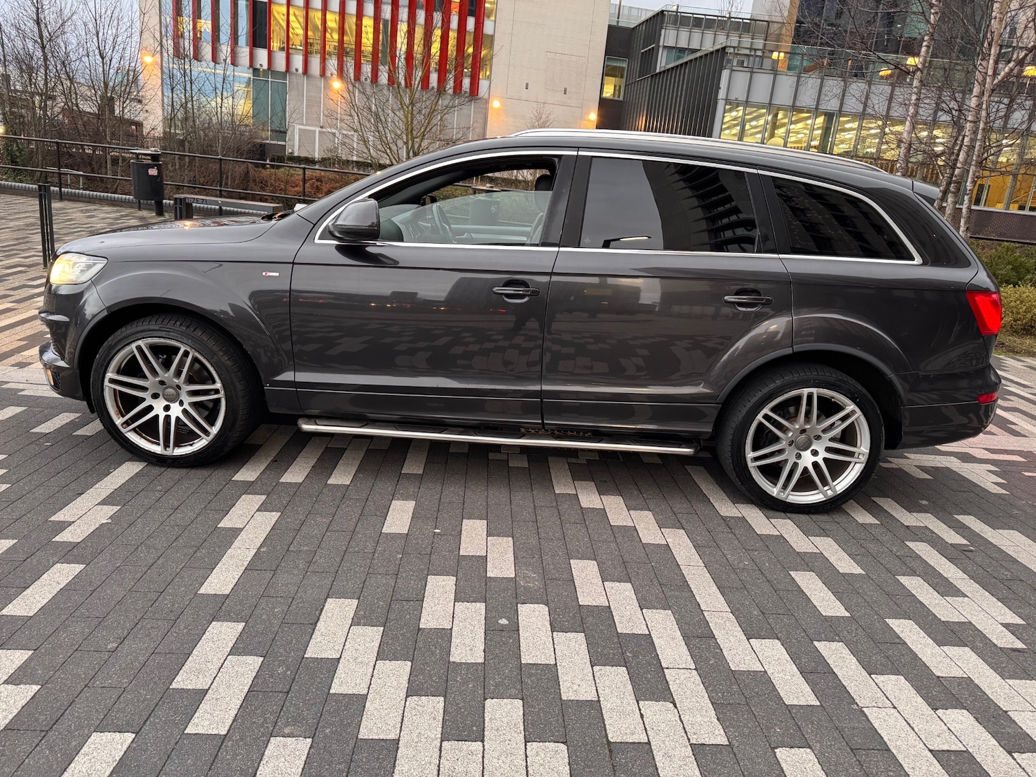 Used Audi Q7 2009 for sale - 77264759: Photo 5