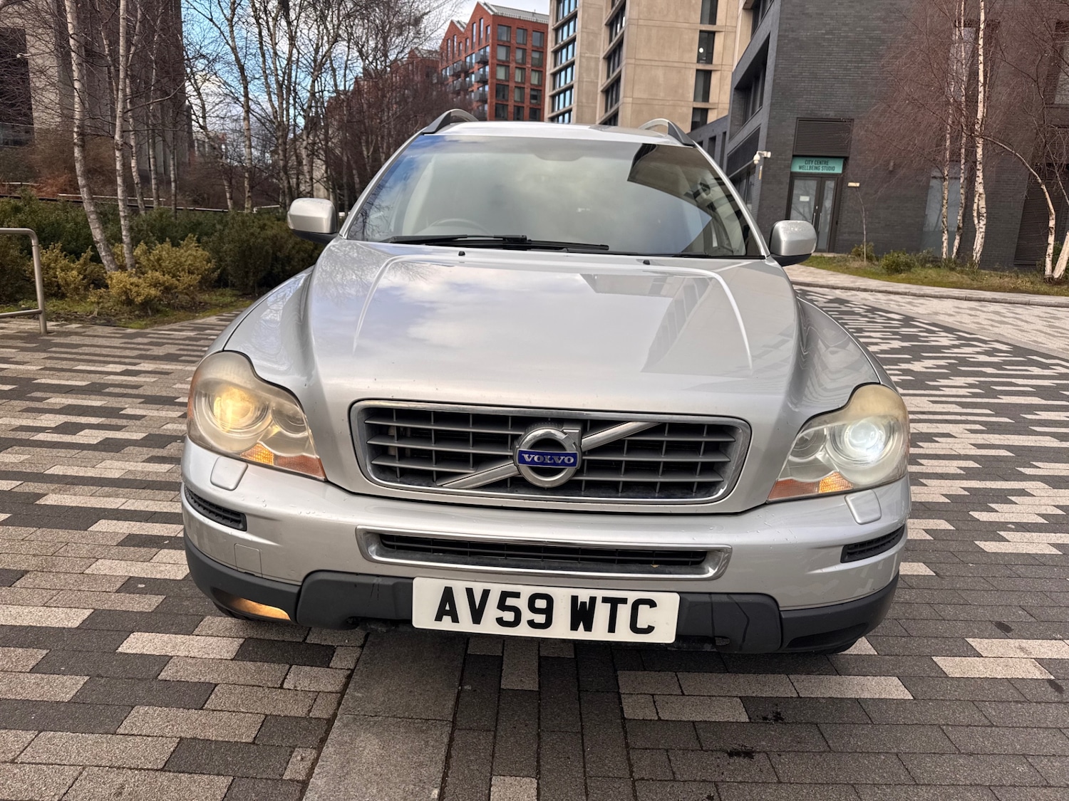 Used Volvo XC90 2009 for sale - 77244461: Photo 2