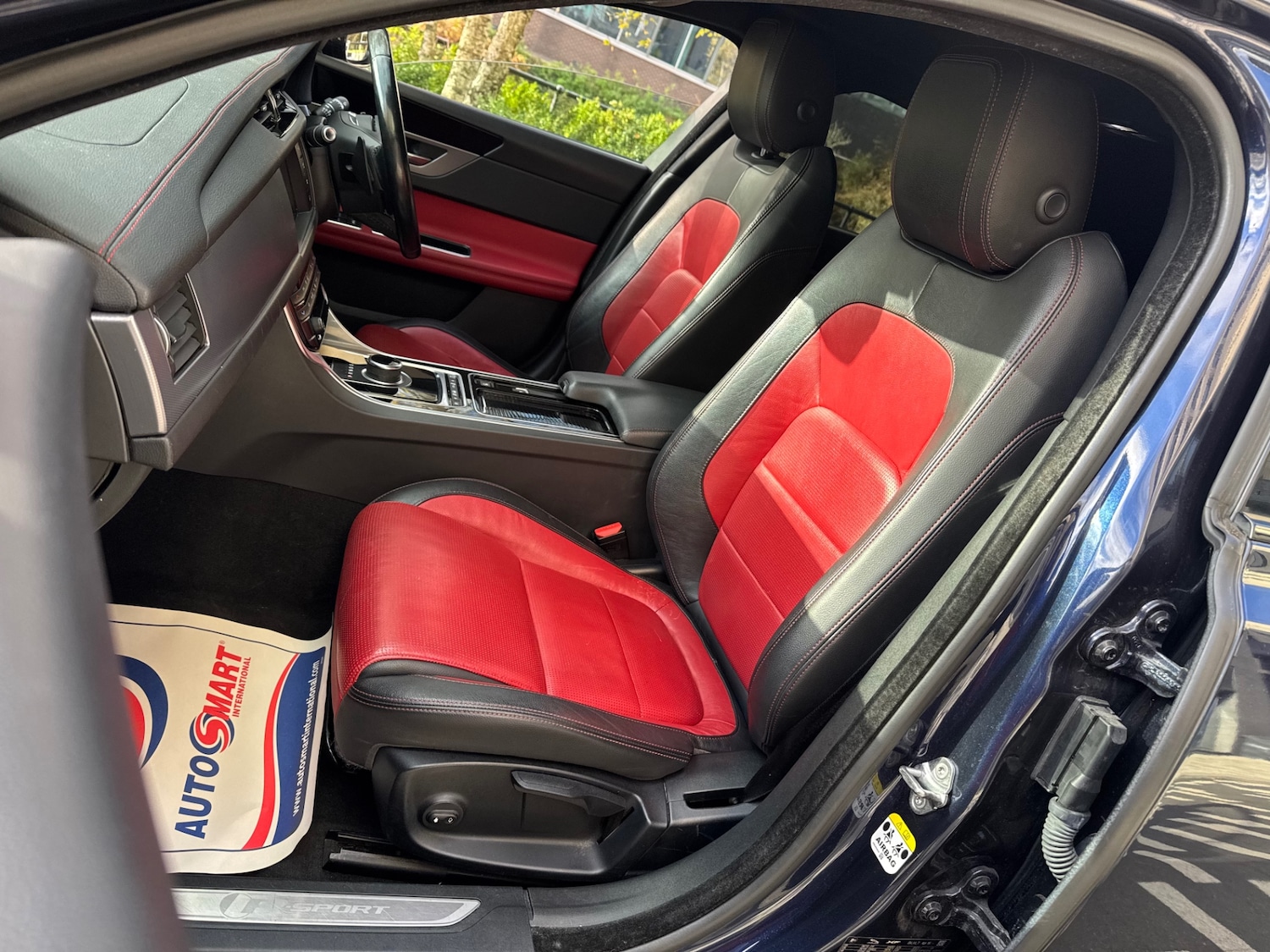 Used Jaguar XF 2016 for sale - 76643780: Photo 6