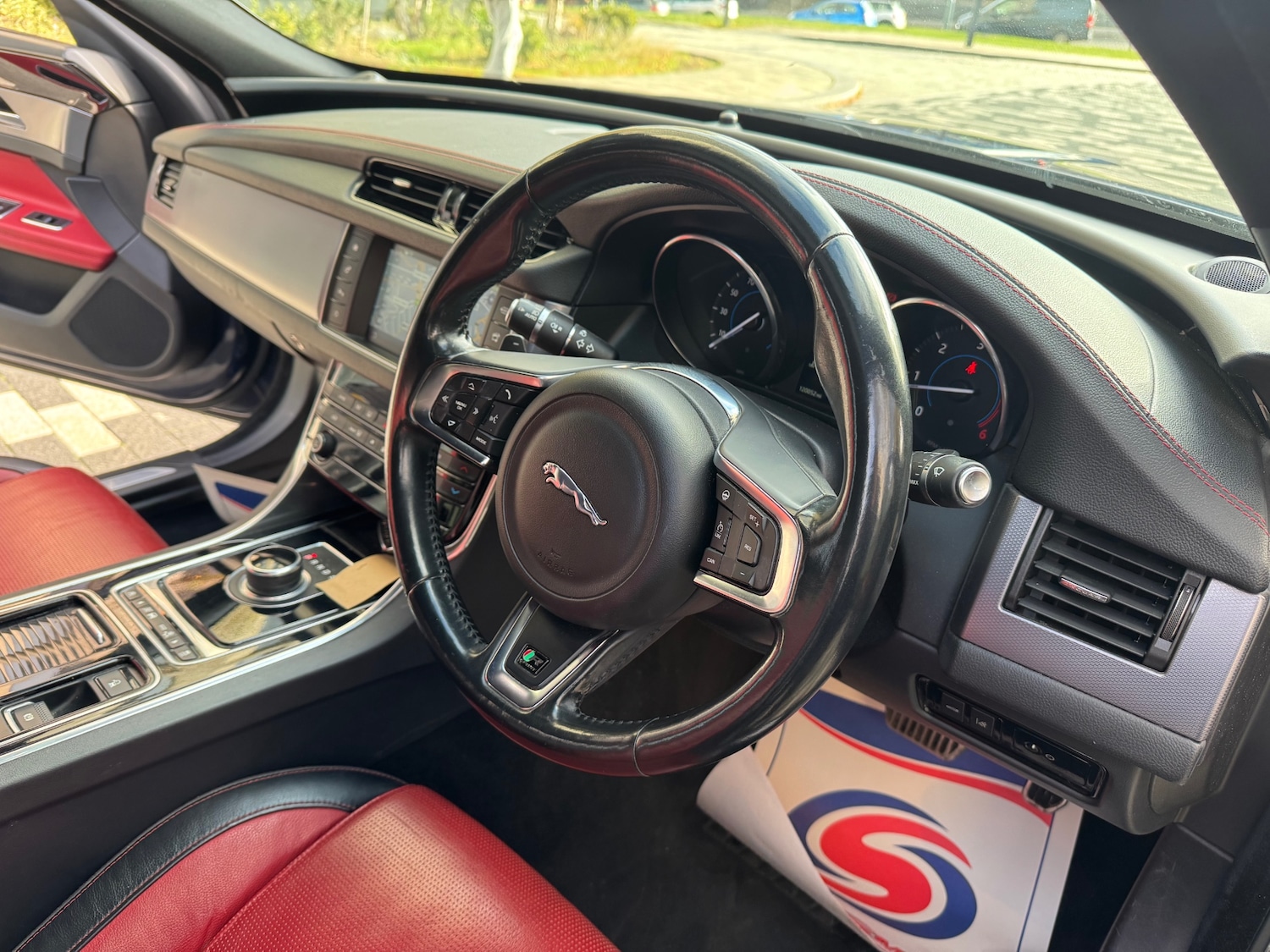 Used Jaguar XF 2016 for sale - 76643780: Photo 9