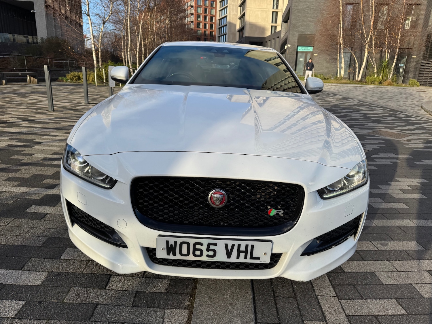 Used Jaguar XE 2015 for sale - 76898190: Photo 2