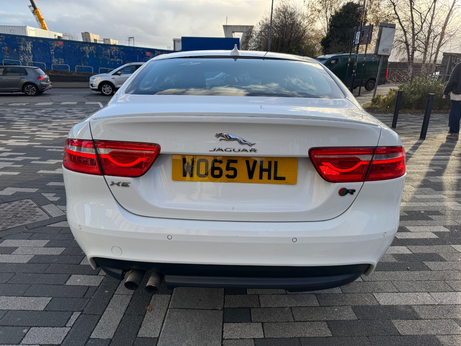 Used Jaguar XE 2015 for sale - 76898190: Photo 4