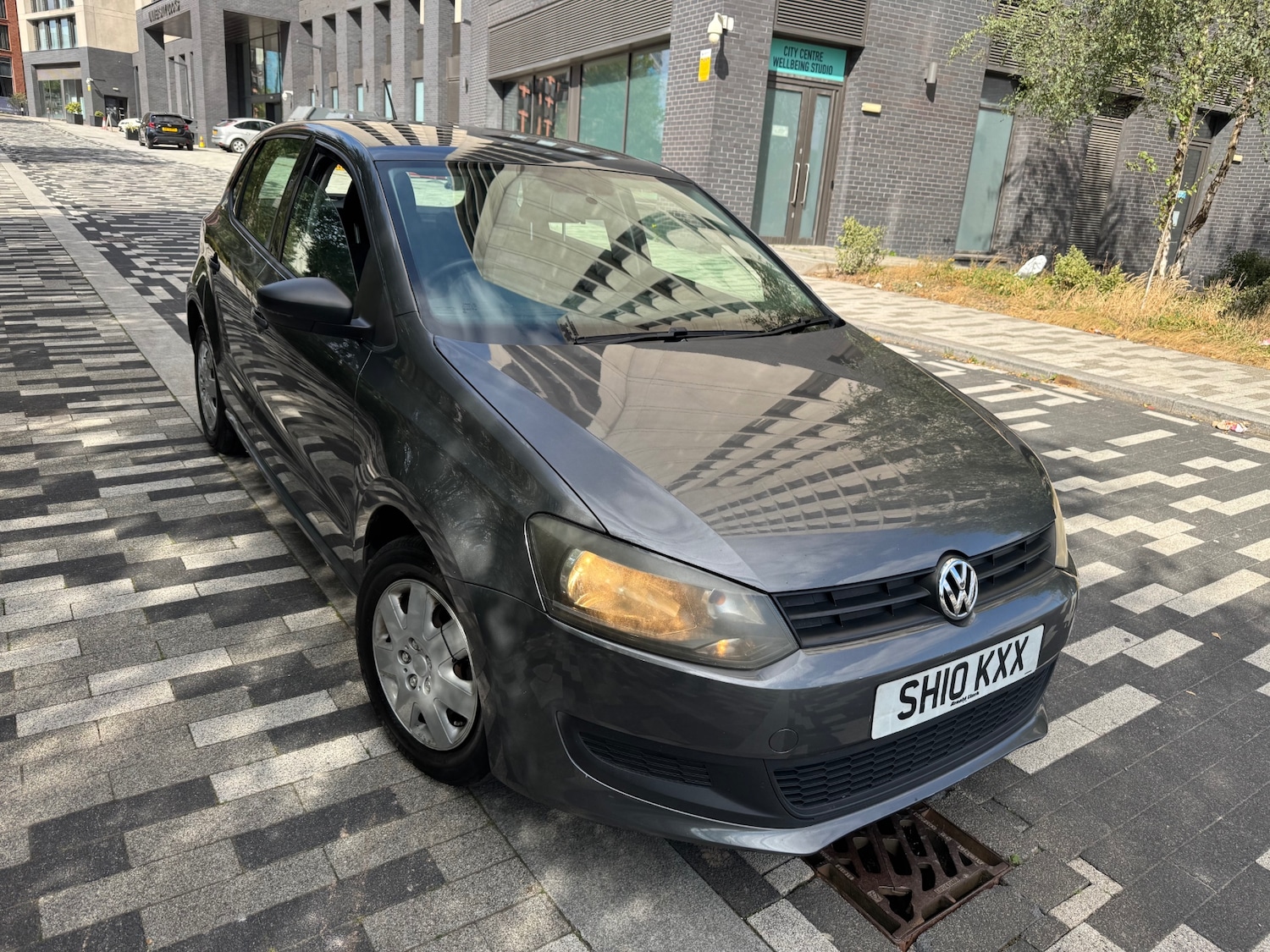 Vehicle 1