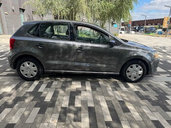 Used Volkswagen Polo 2010 for sale - 75668384: Photo
