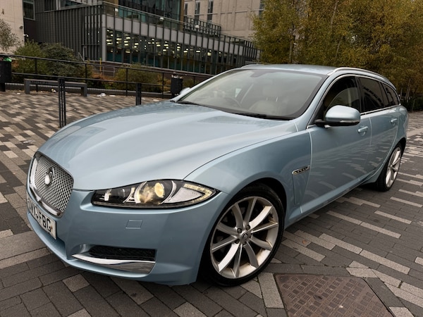 Used Jaguar XF 2013 for sale - 72789243: Photo 13