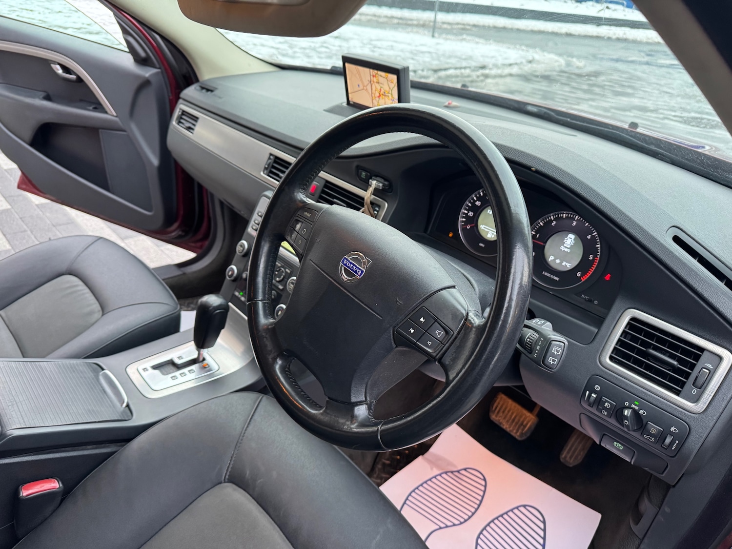 Used Volvo V70 2008 for sale - 77154615: Photo 9