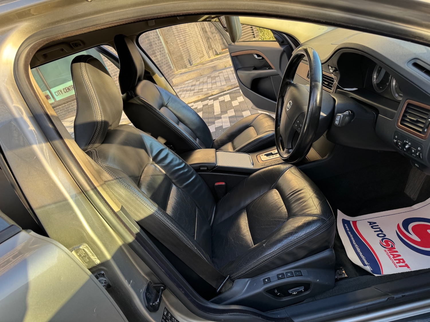 Used Volvo XC70 2009 for sale - 76898192: Photo 18