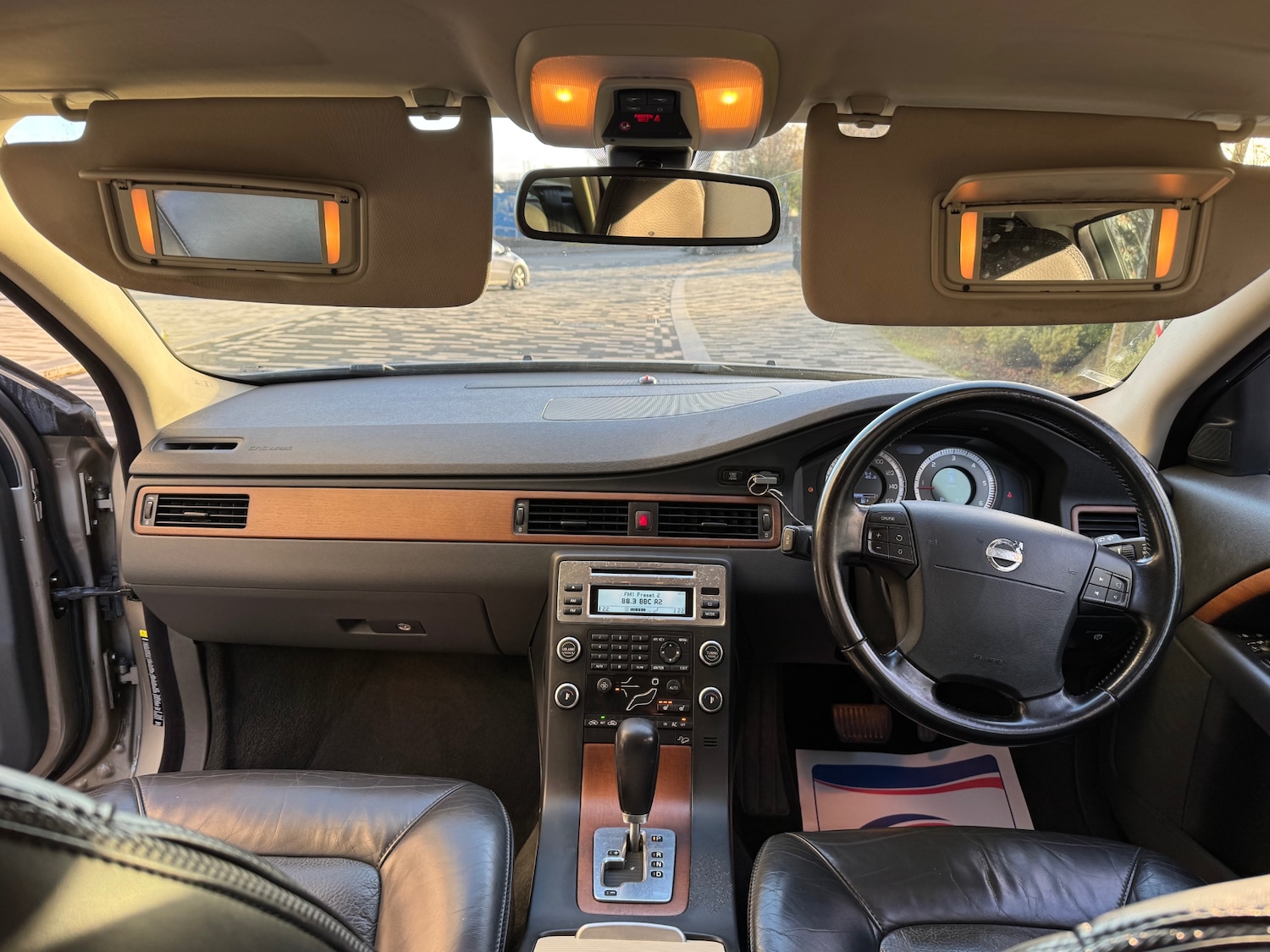 Used Volvo XC70 2009 for sale - 76898192: Photo 8