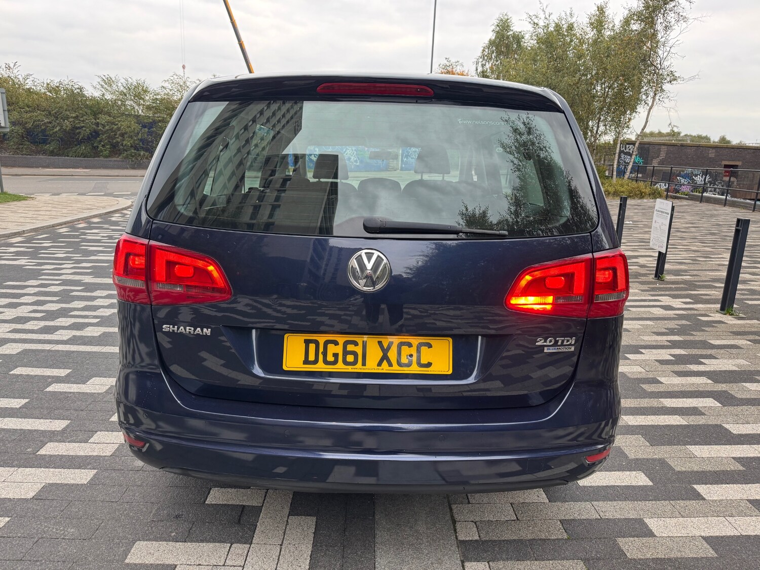 Used Volkswagen Sharan 2011 for sale - 76305835: Photo 4