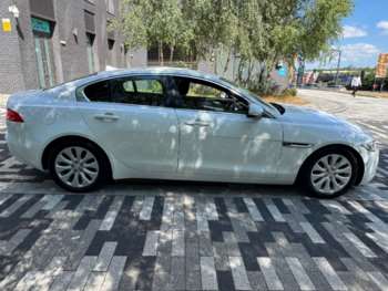 Used Jaguar XE 2015 for sale - 75090739: Photo