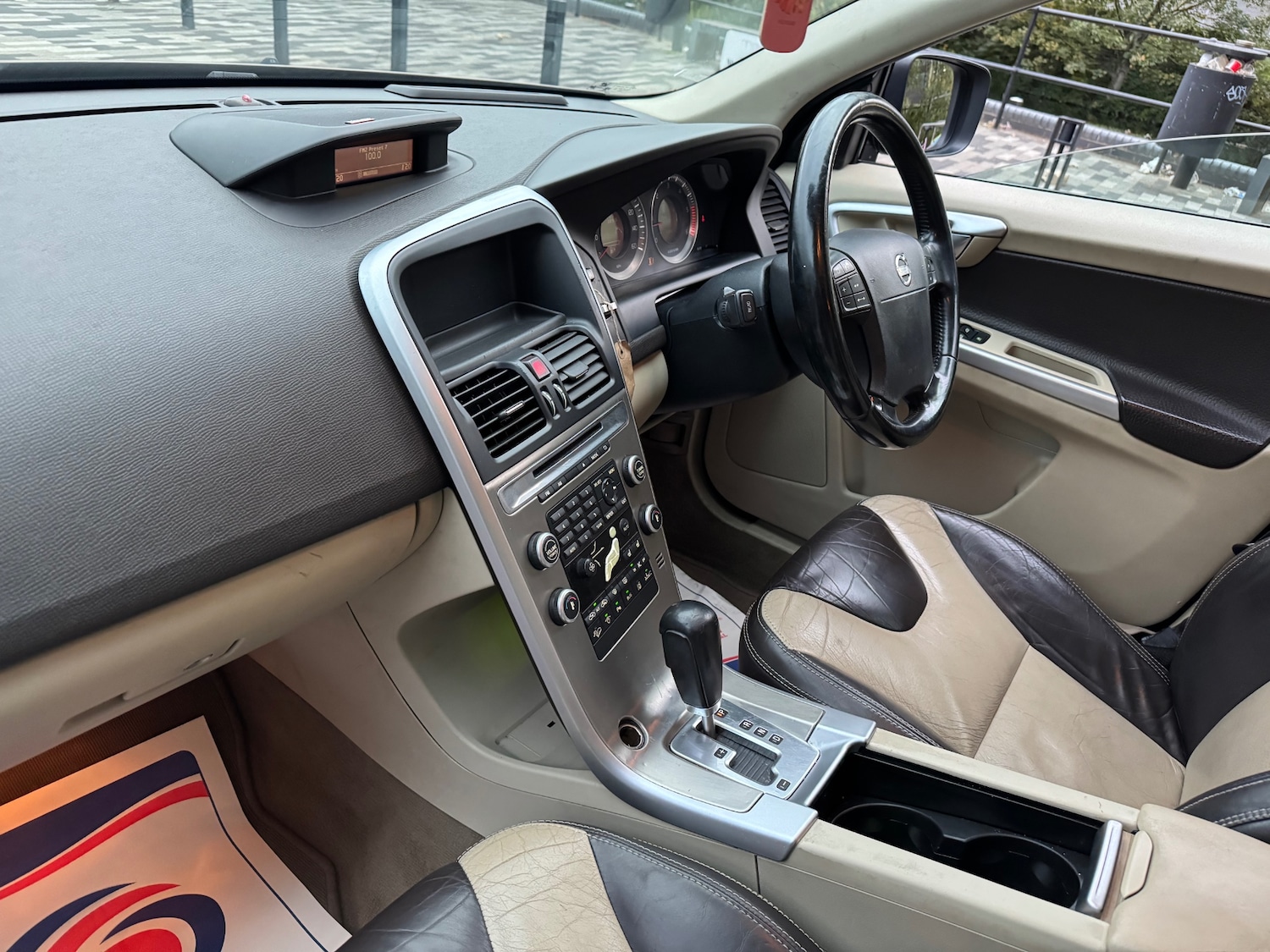 Used Volvo XC60 2009 for sale - 76198750: Photo 16