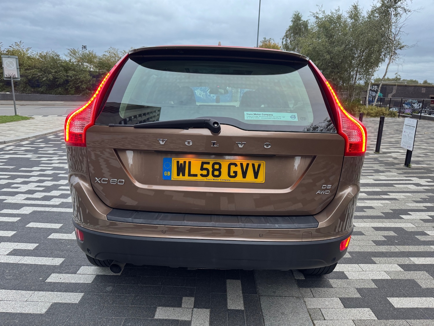 Used Volvo XC60 2009 for sale - 76198750: Photo 4