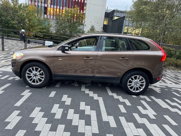 Used Volvo XC60 2009 for sale - 76198750: Photo 5