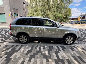 Used Volvo XC90 2010 for sale - 79611727: Photo
