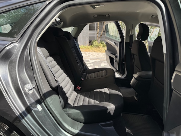 Used Ford Mondeo 2015 for sale - 75695923: Photo 17