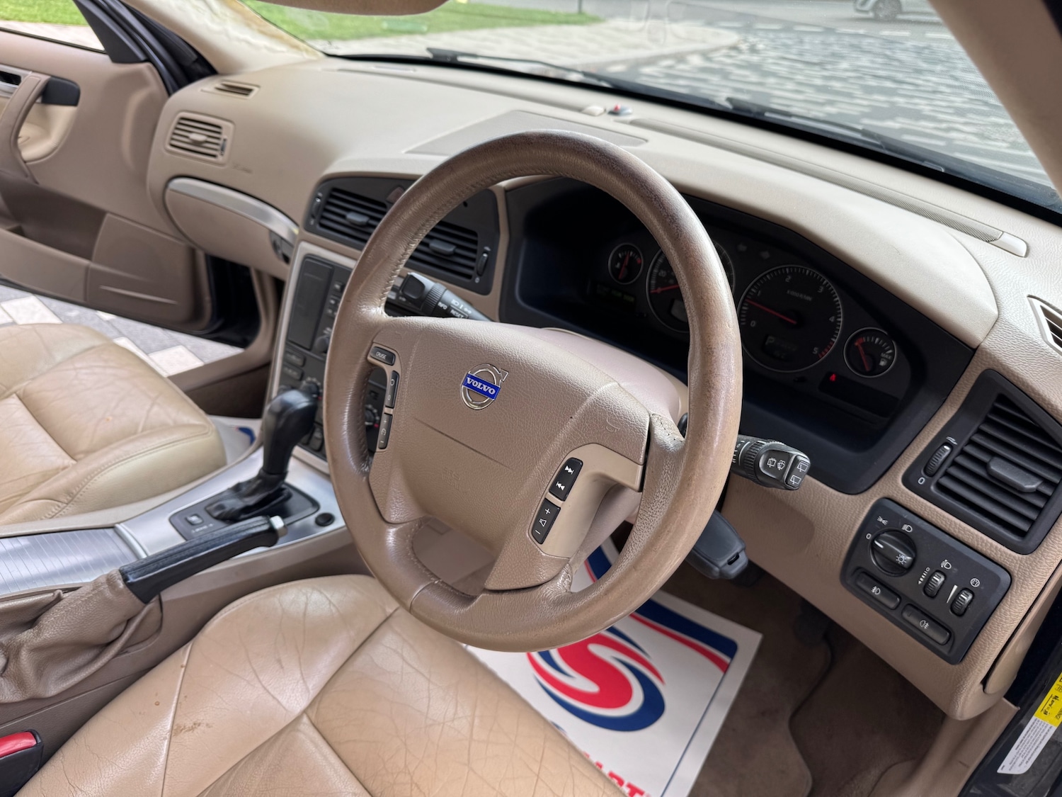 Used Volvo V70 2006 for sale - 76335260: Photo 9