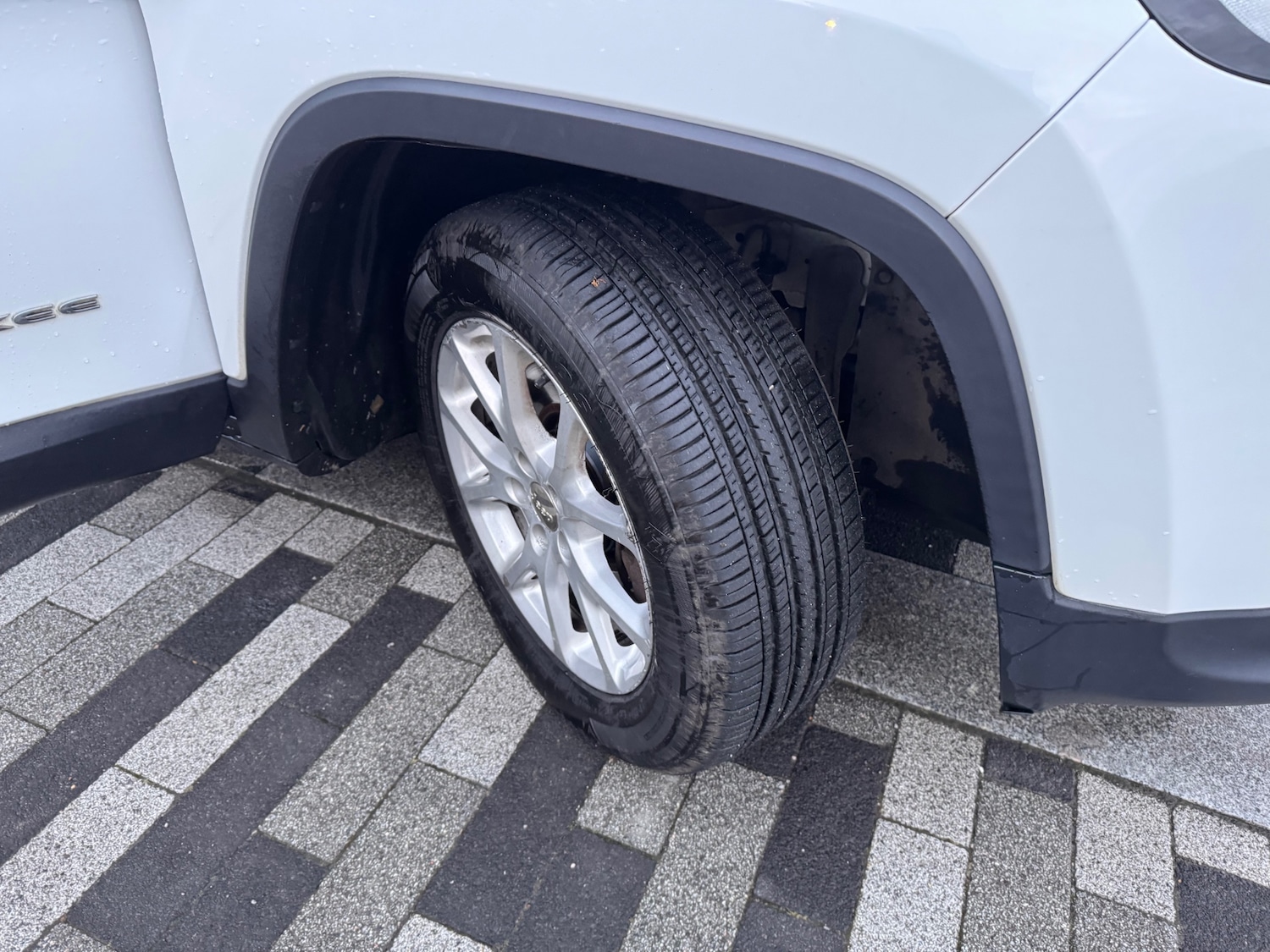 Used Jeep Cherokee 2015 for sale - 77189576: Photo 12