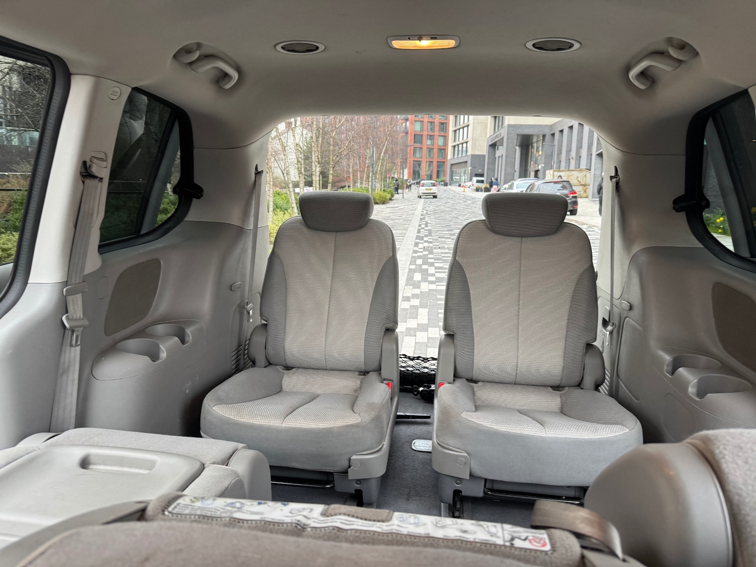 Used Kia Sedona 2011 for sale - 77807492: Photo 11