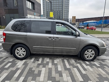 Used Kia Sedona 2011 for sale - 77807492: Photo