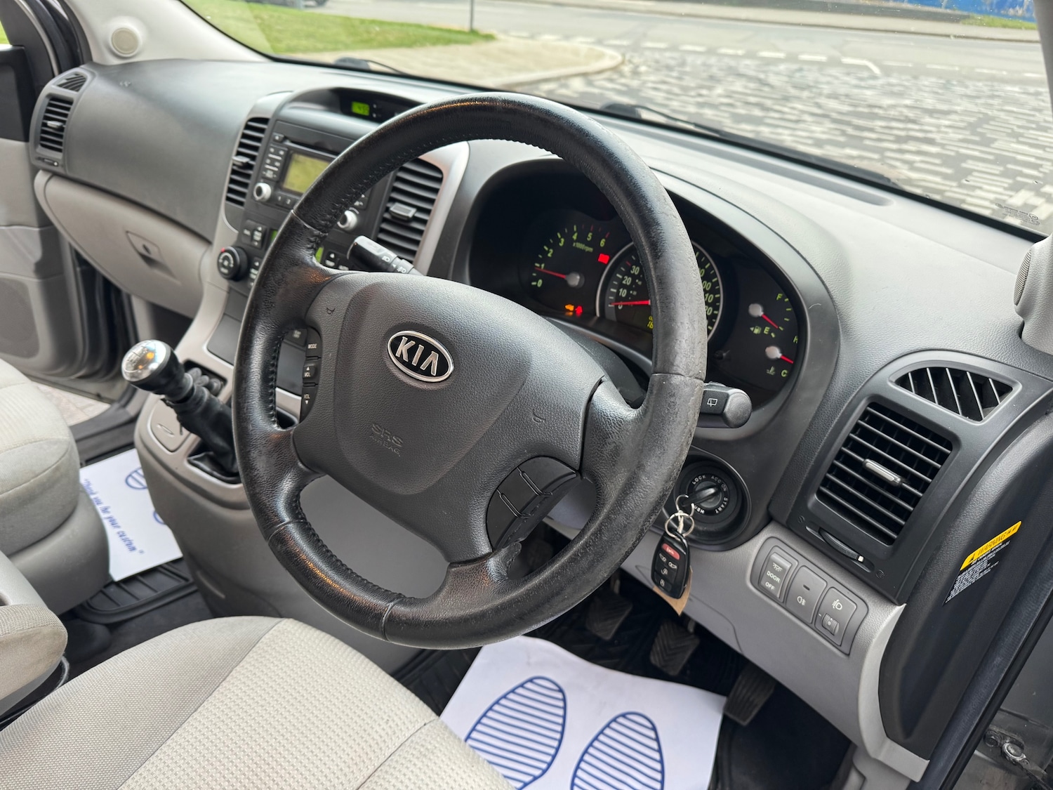 Used Kia Sedona 2011 for sale - 77807492: Photo 9