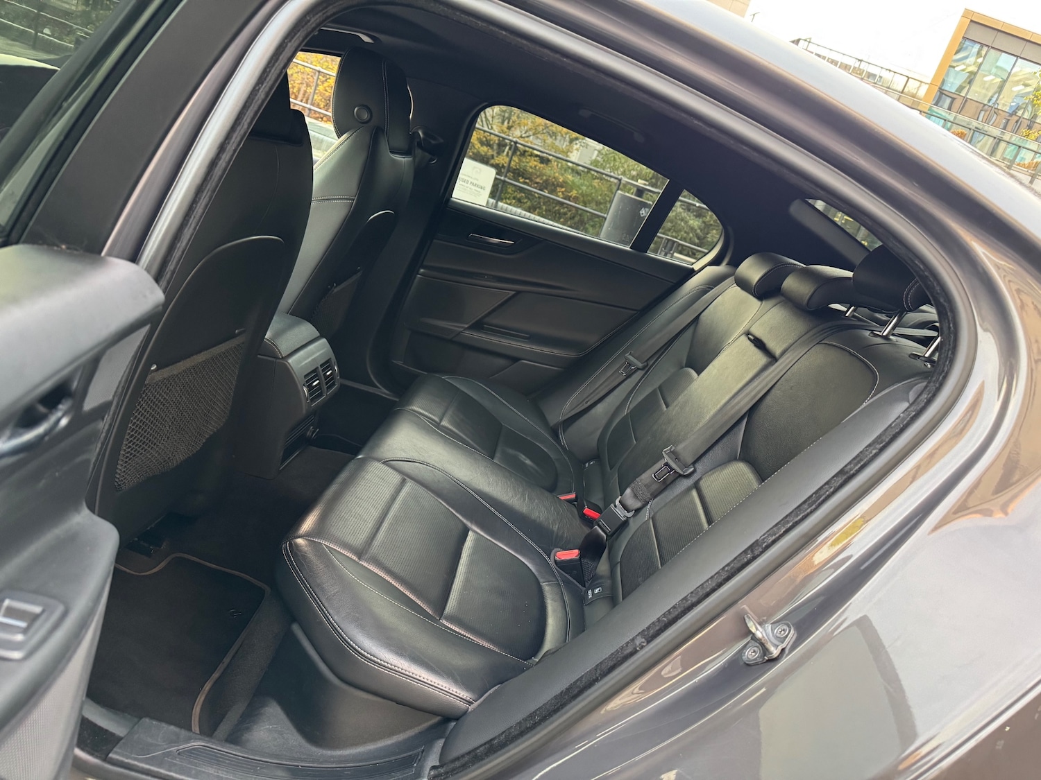 Used Jaguar XE 2016 for sale - 76407752: Photo 17