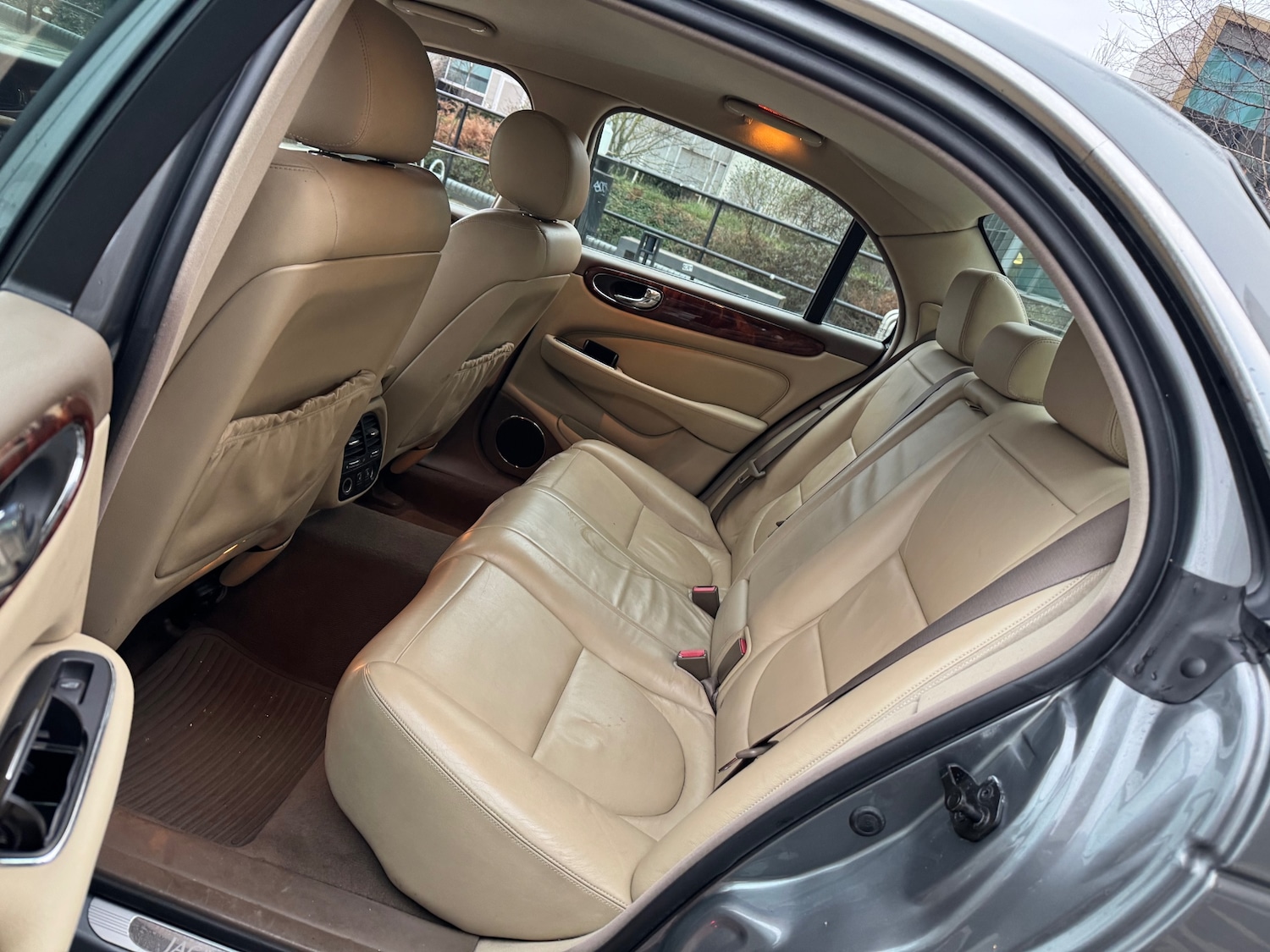 Used Jaguar XJ 2005 for sale - 77066301: Photo 16