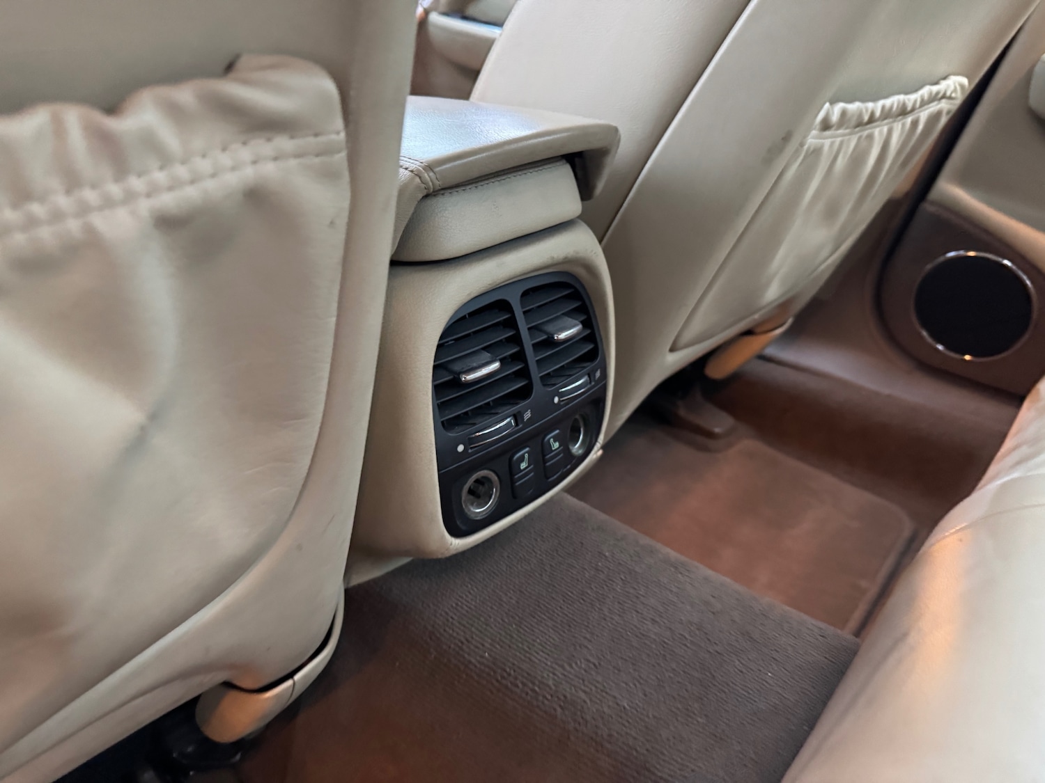 Used Jaguar XJ 2005 for sale - 77066301: Photo 17