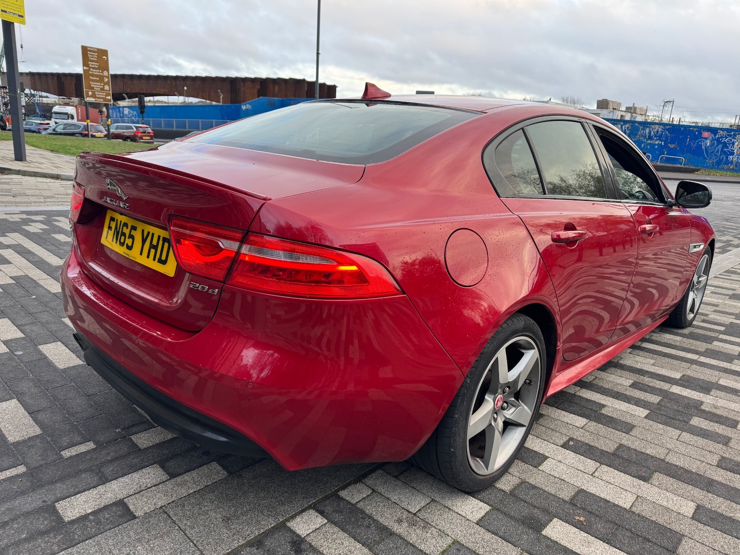 Used Jaguar XE 2015 for sale - 76882858: Photo 14
