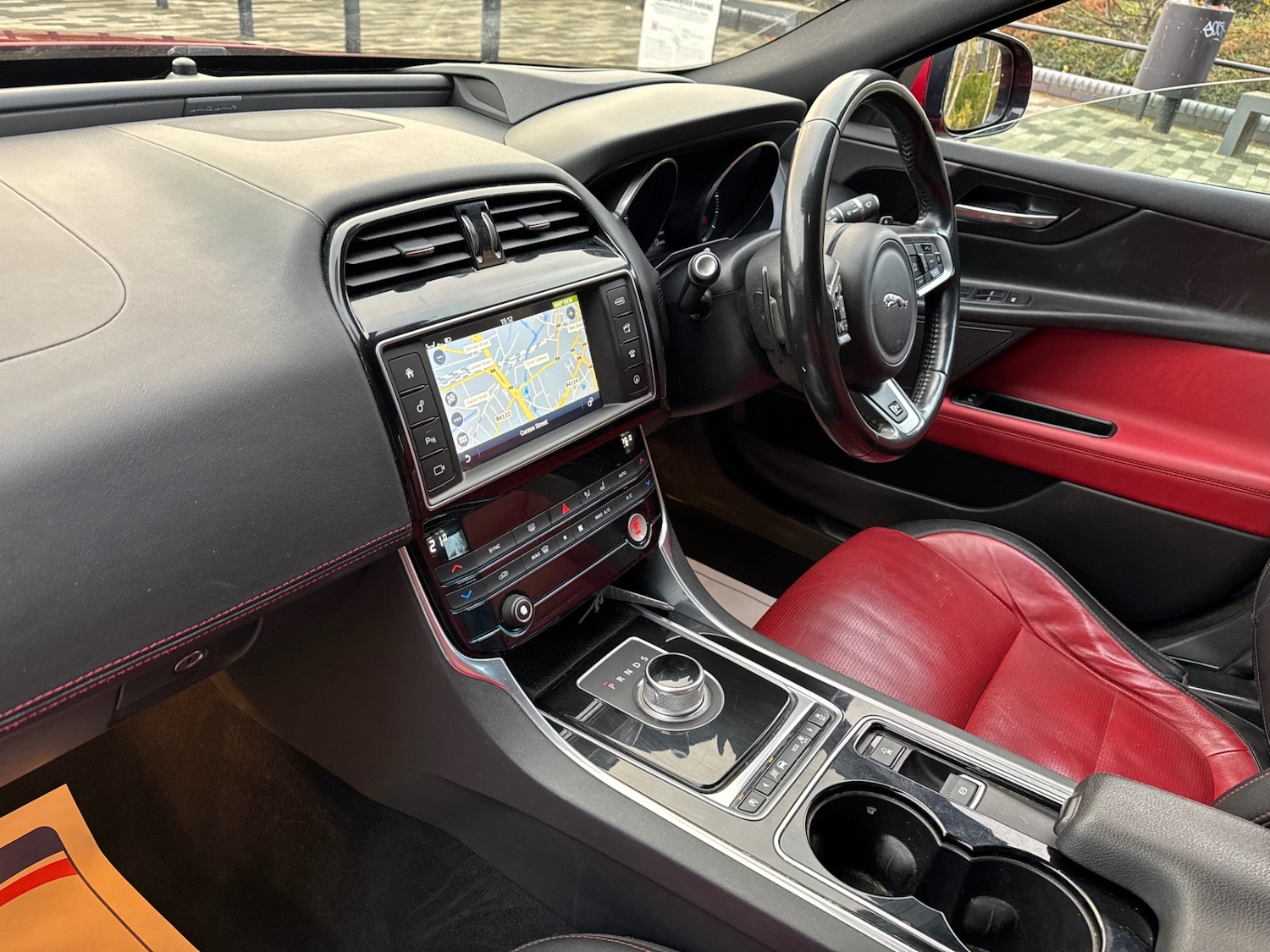 Used Jaguar XE 2015 for sale - 76882858: Photo 16