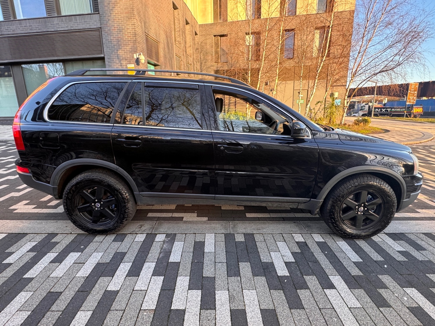 Used Volvo XC90 2009 for sale - 77216373: Photo 3