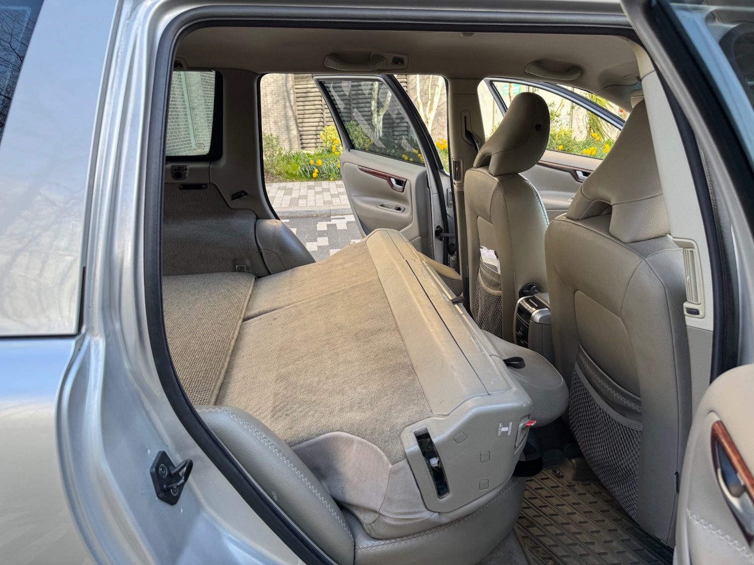 Used Volvo XC70 2005 for sale - 77881432: Photo 19