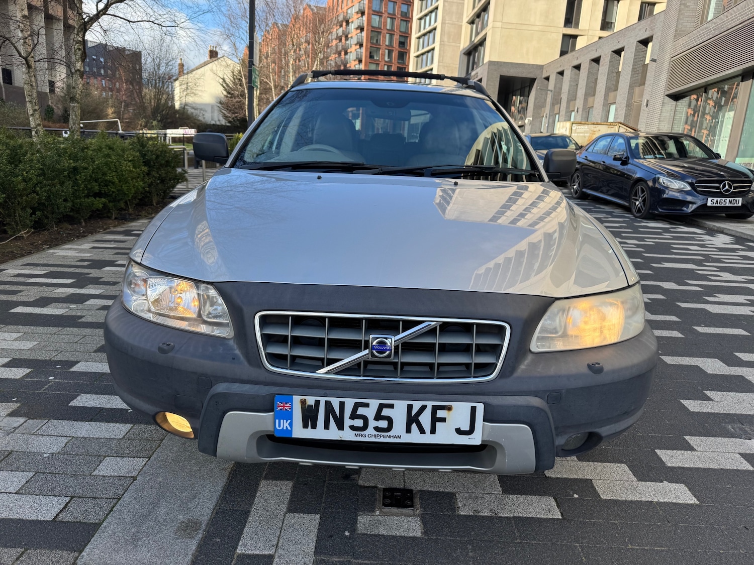 Used Volvo XC70 2005 for sale - 77881432: Photo 2