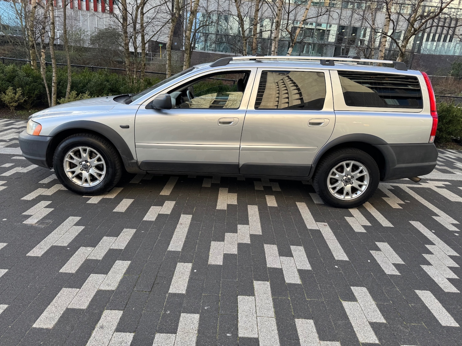 Used Volvo XC70 2005 for sale - 77881432: Photo 5