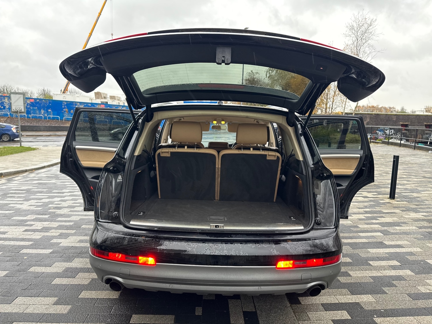 Used Audi Q7 2012 for sale - 76800776: Photo 11