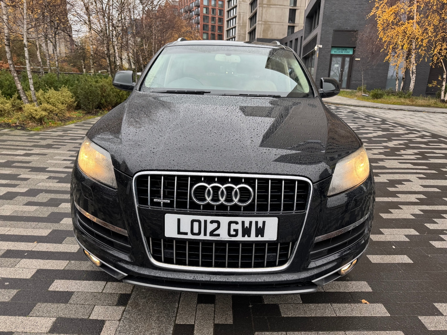 Used Audi Q7 2012 for sale - 76800776: Photo 2