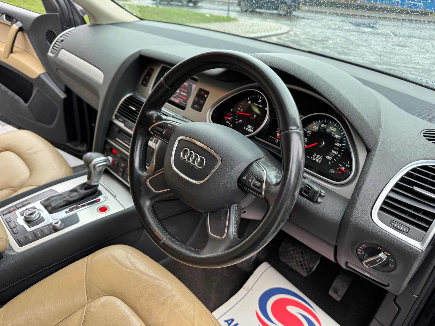 Used Audi Q7 2012 for sale - 76800776: Photo 9