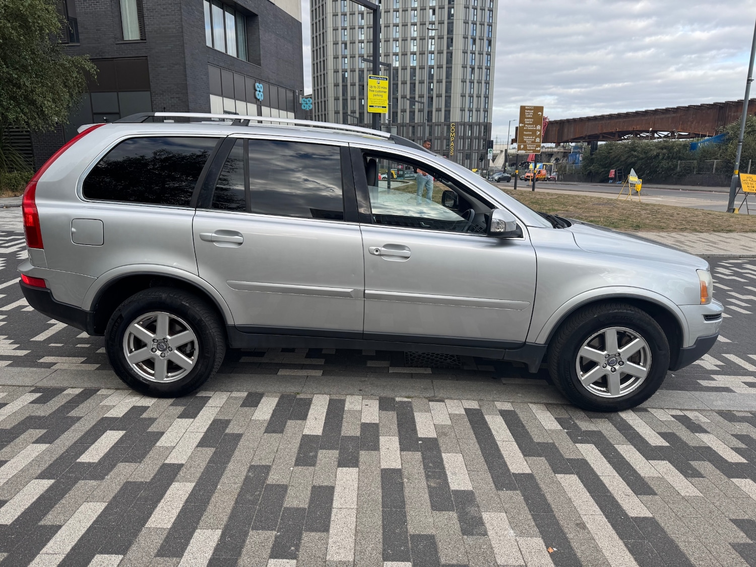 Vehicle 3