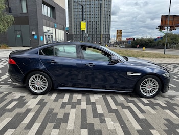 Used Jaguar XE 2015 for sale - 75599260: Photo